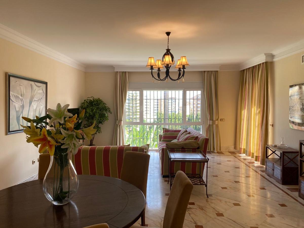 Apartamentos Villa Torreblanca Fuengirola Bagian luar foto